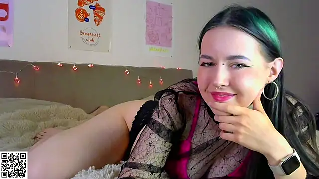 serenaxxxxx online show from September 12, 2025, 6:35 am