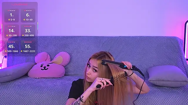 AmyKent  online show from April 11, 2026, 11:03 am