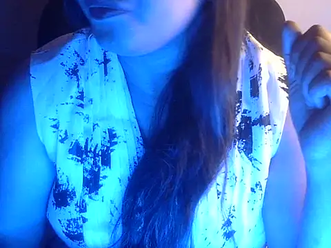 Aanya Hazel online show from September 22, 2025, 9:21 pm