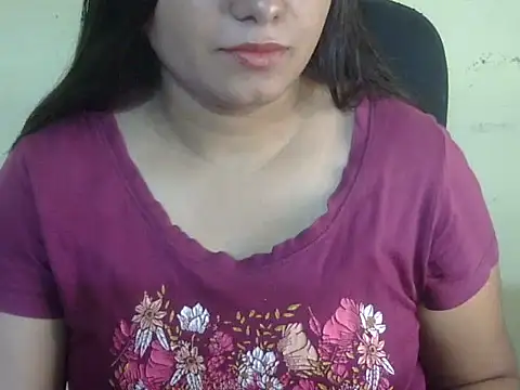 Aanya Hazel online show from October 4, 2025, 2:51 pm