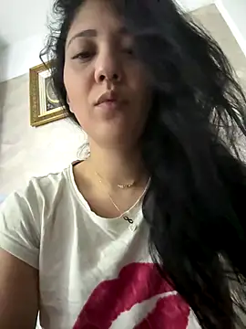 PrincessYYara online show from October 17, 2025, 3:54 am