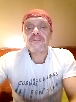 Kuba Gd online show from October 8, 2025, 3:19 am