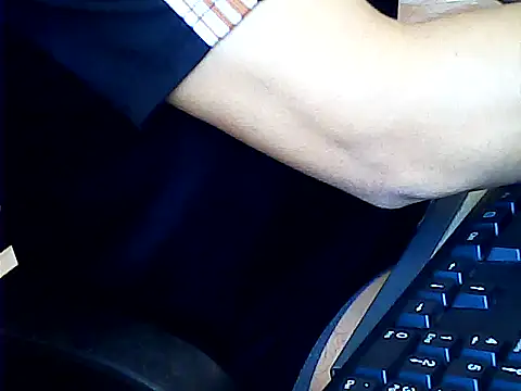 hotboydon2495 online show from October 15, 2025, 1:59 am