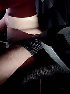 hotboydon2495 online show from October 1, 2025, 1:48 pm