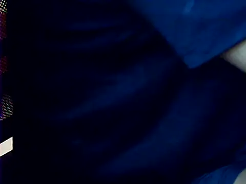 hotboydon2495 online show from September 21, 2025, 1:00 am