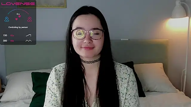 WildaBisom online show from October 24, 2025, 1:15 am