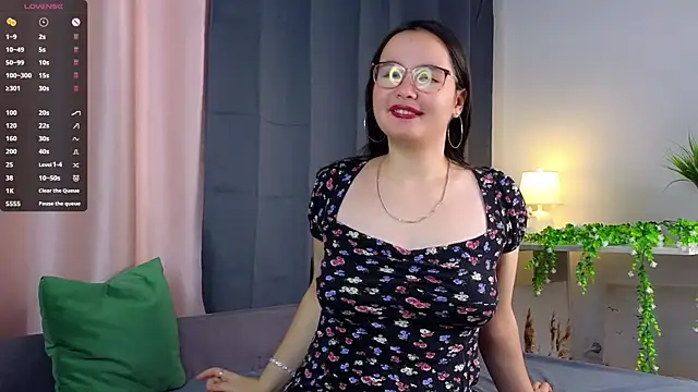 WildaBisom online show from September 15, 2025, 1:39 am