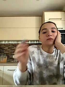 MissMay online show from September 20, 2025, 11:48 am