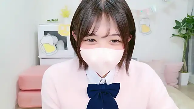 Hinata Sun online show from September 23, 2025, 9:49 am