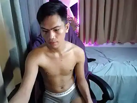 alex cummer online show from November 18, 2025, 9:34 am