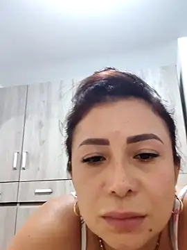 mia mancinii online show from April 14, 2026, 2:11 pm