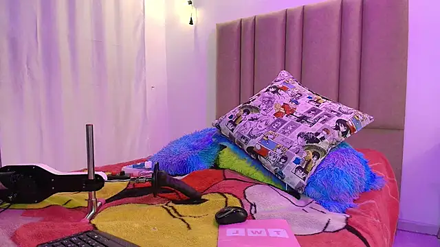 Snapshot of camilo_nom chatting on October 14, 2025, 4:13 am camilo nom online show from October 14, 2025, 4:13 am