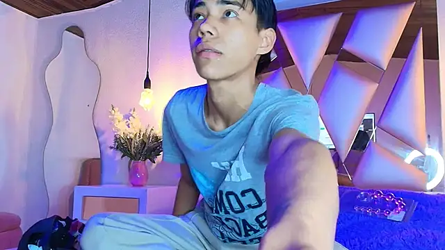 Snapshot of camilo_nom chatting on October 5, 2025, 4:25 am camilo nom online show from October 5, 2025, 4:25 am