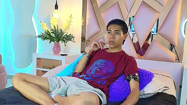 Snapshot of camilo_nom chatting on September 17, 2025, 4:25 am camilo nom online show from September 17, 2025, 4:25 am