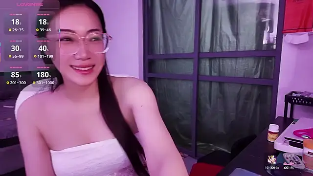 Snapshot of Linbaibai chatting on October 15, 2025, 4:26 pm Linbaibai online show from October 15, 2025, 4:26 pm