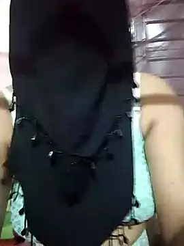 Snapshot of hezabi_queen07 chatting on September 23, 2025, 6:04 pm hezabi queen07 online show from September 23, 2025, 6:04 pm