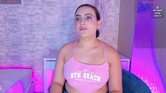 Snapshot of stefannyrivas chatting on October 2, 2025, 7:39 pm stefannyrivas online show from October 2, 2025, 7:39 pm