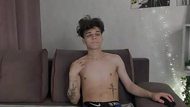 Snapshot of Willie_Miler chatting on September 19, 2025, 11:03 am Willie Miler online show from September 19, 2025, 11:03 am