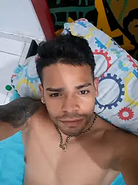 Snapshot of evan_stick chatting on November 2, 2025, 5:01 am evan stick online show from November 2, 2025, 5:01 am