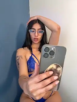 Snapshot of Clawd_hot chatting on October 2, 2025, 12:52 pm Clawd hot online show from October 2, 2025, 12:52 pm