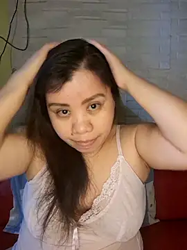 hotlyn45 online show from March 20, 2026, 5:30 am