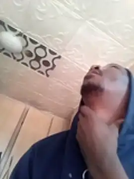 longdickson12345 online show from November 12, 2025, 6:50 am