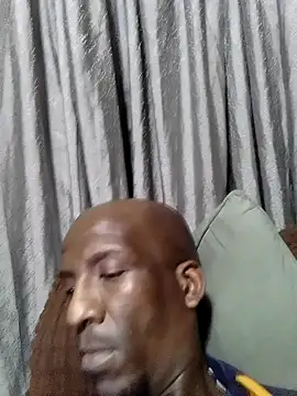 longdickson12345 online show from November 5, 2025, 2:58 am