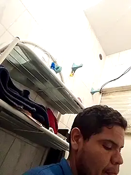 Snapshot of Maniakone chatting on October 11, 2025, 9:16 pm Maniakone online show from October 11, 2025, 9:16 pm