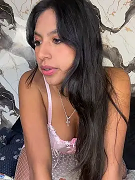 BrunetteBliss69 online show from April 15, 2026, 4:29 am