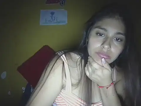 Snapshot of zairabreze chatting on March 1, 2026, 3:06 am zairabreze online show from March 1, 2026, 3:06 am