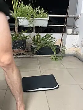 anhkiet huang online show from November 29, 2025, 1:22 pm