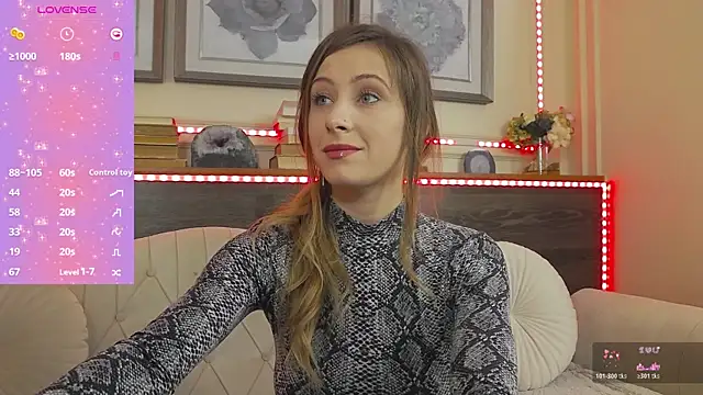 MuseDollX online show from November 12, 2025, 7:18 pm