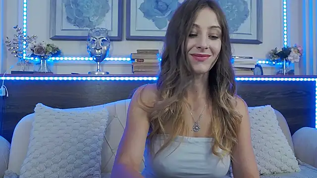 MuseDollX online show from October 4, 2025, 6:42 pm