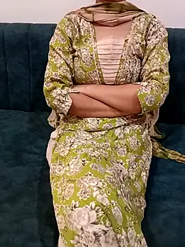 Snapshot of hot_sherni_1 chatting on October 8, 2025, 5:20 am hot sherni 1 online show from October 8, 2025, 5:20 am