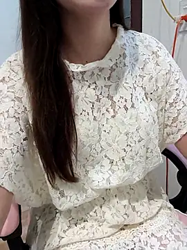 Snapshot of susu_baby chatting on February 5, 2026, 7:26 am susu baby online show from February 5, 2026, 7:26 am