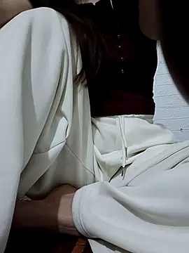 Snapshot of susu_baby chatting on February 17, 2026, 6:54 am susu baby online show from February 17, 2026, 6:54 am