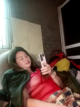 Snapshot of suki-lady chatting on October 24, 2025, 2:21 am suki-lady online show from October 24, 2025, 2:21 am