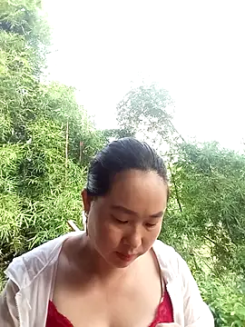 Snapshot of suki-lady chatting on October 2, 2025, 1:31 am suki-lady online show from October 2, 2025, 1:31 am