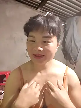 Snapshot of kute-00 chatting on September 28, 2025, 11:44 pm kute-00 online show from September 28, 2025, 11:44 pm