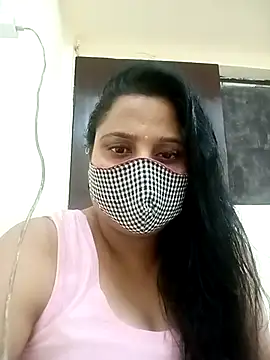 Shikha-mehra7 online show from September 30, 2025, 6:19 am