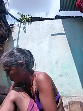 Snapshot of Fasfas2 chatting on October 2, 2025, 8:18 am Fasfas2 online show from October 2, 2025, 8:18 am