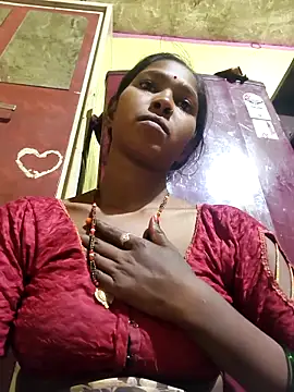 Snapshot of Fasfas2 chatting on October 13, 2025, 3:35 pm Fasfas2 online show from October 13, 2025, 3:35 pm