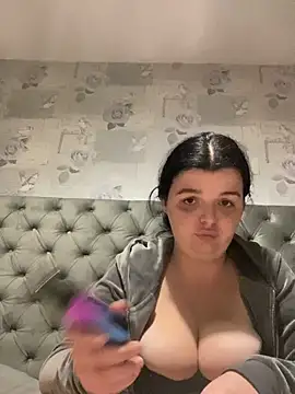 PrettyPaigeBabe online show from November 14, 2025, 1:42 am