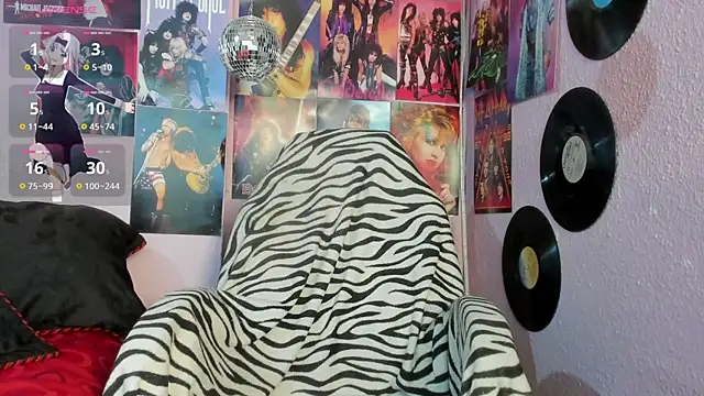 Snapshot of Avril_Maria chatting on October 30, 2025, 10:50 pm Avril Maria online show from October 30, 2025, 10:50 pm