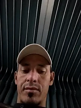 JuanD vero online show from October 7, 2025, 5:08 am