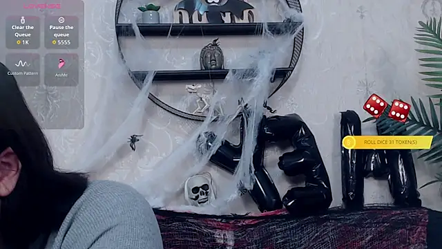 Snapshot of AnaysDivine chatting on October 23, 2025, 3:05 am AnaysDivine online show from October 23, 2025, 3:05 am