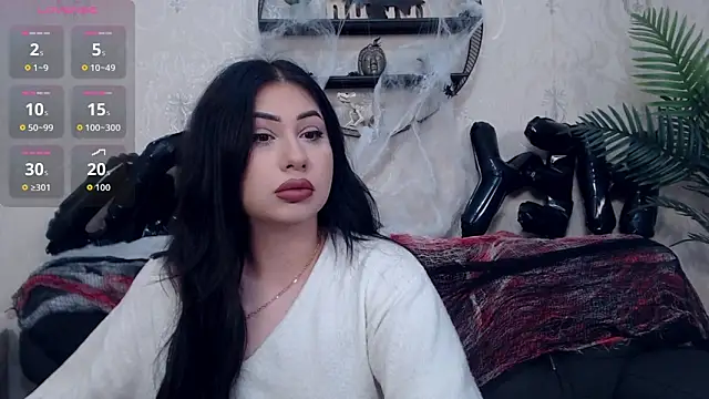 Snapshot of AnaysDivine chatting on October 19, 2025, 3:20 am AnaysDivine online show from October 19, 2025, 3:20 am