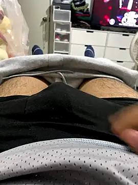 Snapshot of diego821dbg chatting on November 11, 2025, 1:00 am diego821dbg online show from November 11, 2025, 1:00 am