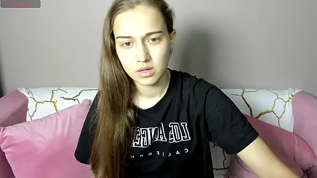 Snapshot of Alisa__Kelly chatting on September 13, 2025, 3:06 am Alisa  Kelly online show from September 13, 2025, 3:06 am