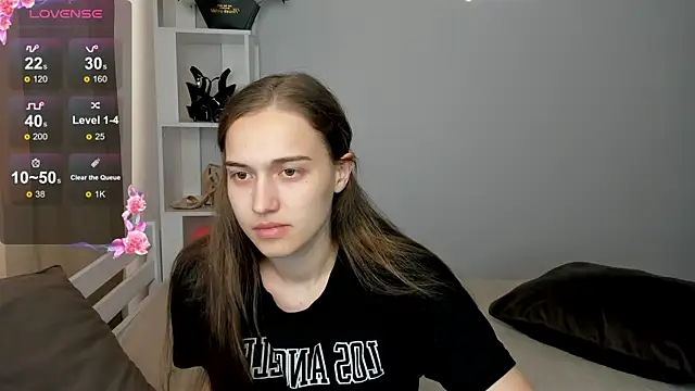 Snapshot of Alisa__Kelly chatting on September 9, 2025, 1:05 am Alisa  Kelly online show from September 9, 2025, 1:05 am